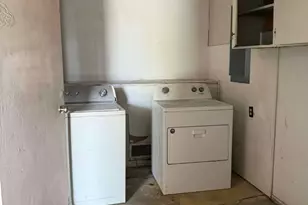 813 W 12th St, Alma, GA 31510 - Photo 27