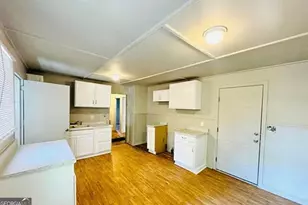 5317 Nisbet Dr, Macon, GA 31206 - Photo 9