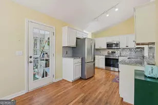 29 Wey Bridge Ct, White, GA 30184 - Photo 11