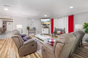 2075 Sylvia Ln, Waycross, GA 31503 - Photo 15