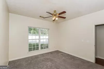 6076 Camden Forrest Drive, Riverdale, GA 30296 - Photo 9