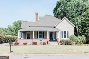 610 Ridge Ave N, Tifton, GA 31794 - Photo 1