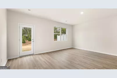 214 Kenmore Circle, Perry, GA 31069 - Photo 11