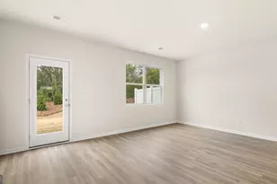 214 Kenmore Cir, Perry, GA 31069 - Photo 11