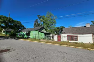 209 Dix St, Lagrange, GA 30241 - Photo 3