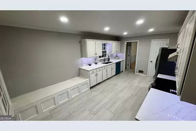 567 Leah Drive, Powder Springs, GA 30127 - Photo 3