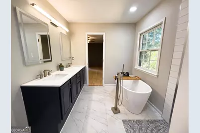 567 Leah Drive, Powder Springs, GA 30127 - Photo 5