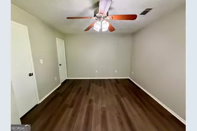 5663 Saint Thomas Drive, Lithonia, GA 30058 - Photo 11