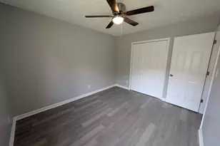 106 Pier Pt, Griffin, GA 30223 - Photo 13