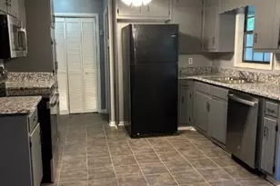 2717 Stanton Woods Dr SE, Conyers, GA 30094 - Photo 3