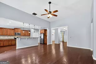 310 Ivy Ln, Senoia, GA 30276 - Photo 15