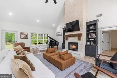 1351 Aqua Road, Madison, GA 30650 - Photo 9