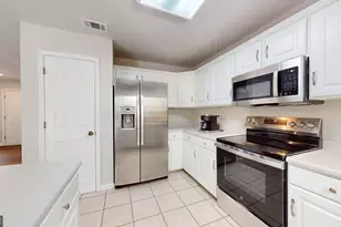 704 Hillwood Dr, Statesboro, GA 30458 - Photo 15