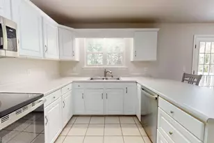 704 Hillwood Dr, Statesboro, GA 30458 - Photo 13
