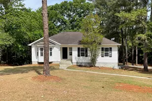 704 Hillwood Dr, Statesboro, GA 30458 - Photo 3