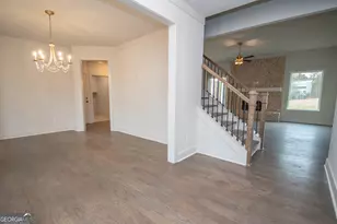 127 Atlantica Dr, Newnan, GA 30263 - Photo 3