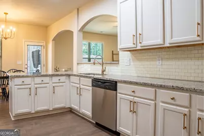 48 Southwind Circle, Newnan, GA 30265 - Photo 17