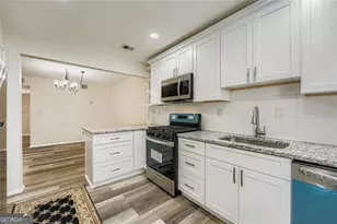 1607 Woodcliff Dr, Atlanta, GA 30350 - Photo 3