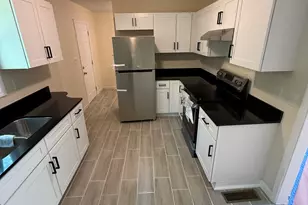 264 Shelburn Dr, Riverdale, GA 30274 - Photo 5