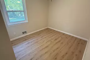264 Shelburn Dr, Riverdale, GA 30274 - Photo 17