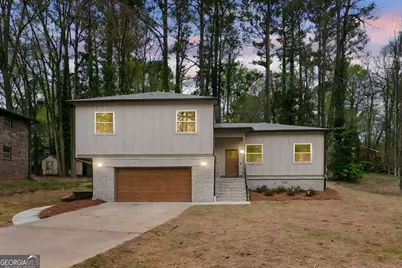 2911 Pine Valley Circle, East Point, GA 30344 - Photo 1