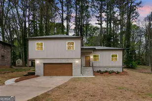 2911 Pine Valley Cir, East Point, GA 30344 - Photo 1