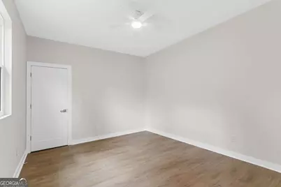 2911 Pine Valley Circle, East Point, GA 30344 - Photo 9