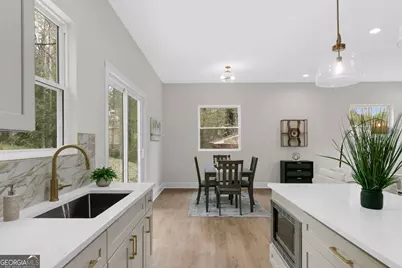 2911 Pine Valley Circle, East Point, GA 30344 - Photo 25