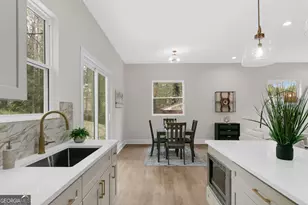 2911 Pine Valley Cir, East Point, GA 30344 - Photo 25