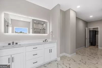 5618 Livesage Drive, South Fulton, GA 30349 - Photo 39