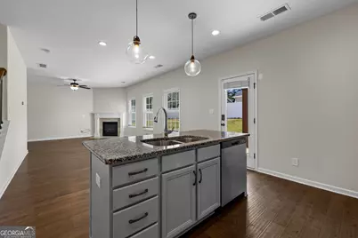 139 Ashton Place, Newnan, GA 30265 - Photo 15