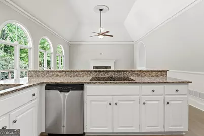 426 Clubview Drive, Woodstock, GA 30189 - Photo 15