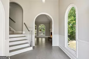 426 Clubview Dr, Woodstock, GA 30189 - Photo 5