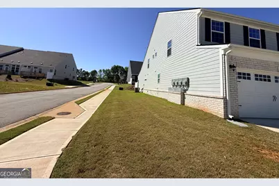 417 Bancroft Street, McDonough, GA 30253 - Photo 3