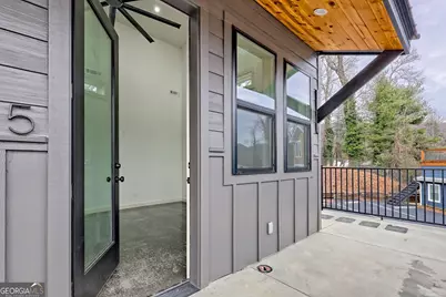 21 Valley Street #5, Clayton, GA 30525 - Photo 7