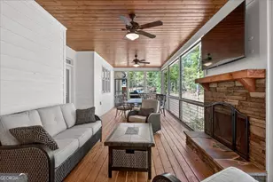 122 Brookfield Ct SE, White, GA 30184 - Photo 5
