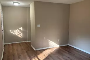 668 Garden Walk Dr, Stone Mountain, GA 30083 - Photo 7