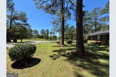 1340 5th Avenue, Eastman, GA 31023 - Photo 5