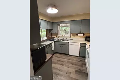 1340 5th Avenue, Eastman, GA 31023 - Photo 11