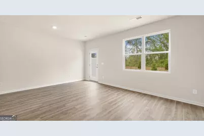 210 Kenmore Circle, Perry, GA 31069 - Photo 11