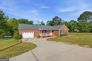 260 Brookhaven Cir, Toccoa, GA 30577 - Photo 1