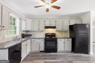 260 Brookhaven Cir, Toccoa, GA 30577 - Photo 9