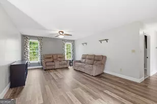 260 Brookhaven Cir, Toccoa, GA 30577 - Photo 3