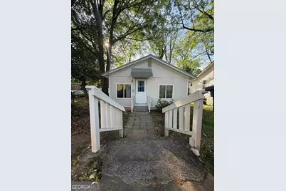 818 McBride Street SE, Gainesville, GA 30501 - Photo 1