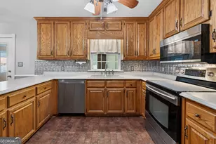561 Leguin Mill Rd, Locust Grove, GA 30248 - Photo 13