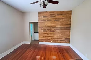 401 Forsyth St, Barnesville, GA 30204 - Photo 13