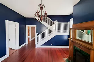 401 Forsyth St, Barnesville, GA 30204 - Photo 5