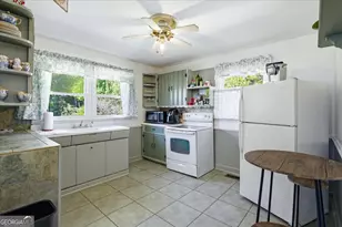 3278 Rex Rd, Rex, GA 30273 - Photo 5