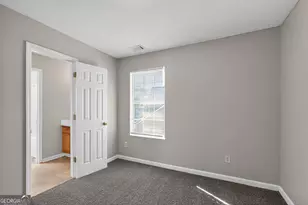 2404 Raven Cir, Lithonia, GA 30058 - Photo 25