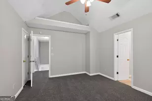 2404 Raven Cir, Lithonia, GA 30058 - Photo 23